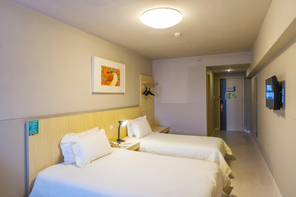 Jingjiang Inn Shanghai Jiading Chengzhong Road Экстерьер фото
